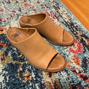 Sofft Tan Open-Toe Slip-On Mule Heels
